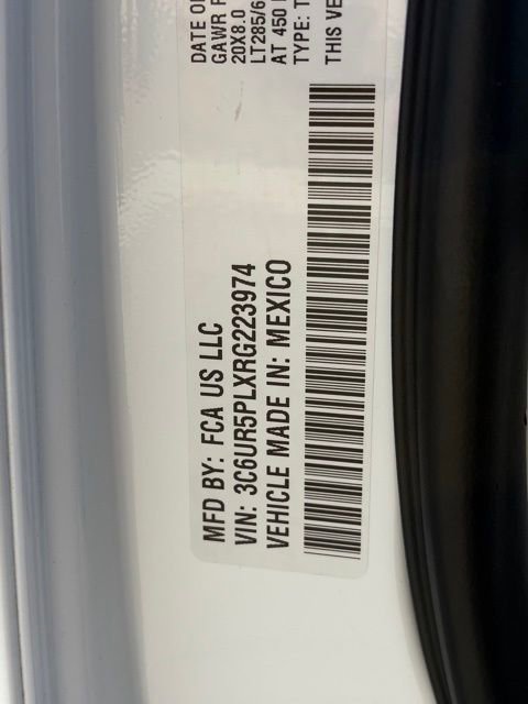 Used 2024 RAM 2500 Limited w/ Towing Technology Group image 37