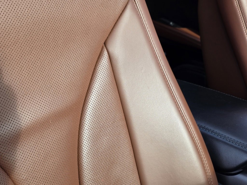 Used 2018 Lincoln MKX Reserve w/ Driver Assistance Package image 23