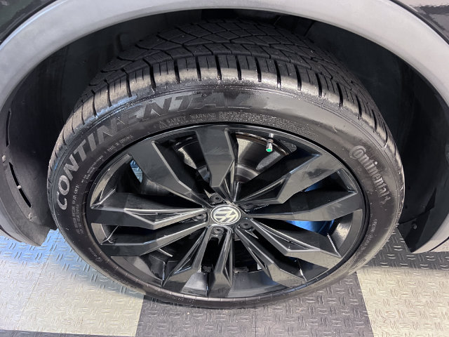 Certified 2021 Volkswagen Tiguan SE R-Line FWD image 8