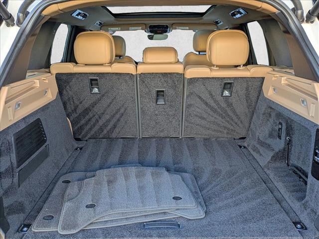 Used 2023 Land Rover Range Rover SE image 6