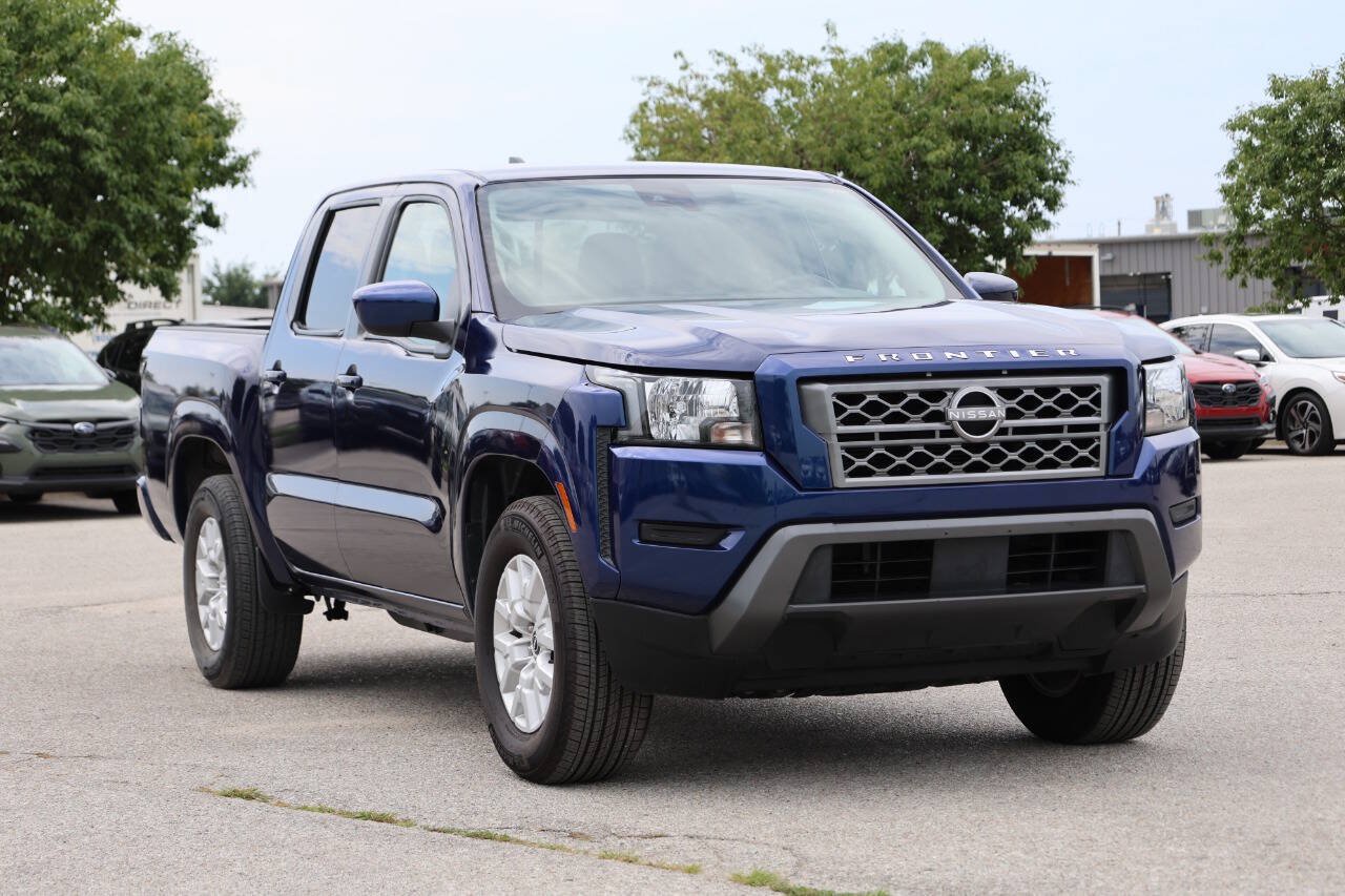 Used 2022 Nissan Frontier SV RWD image 4
