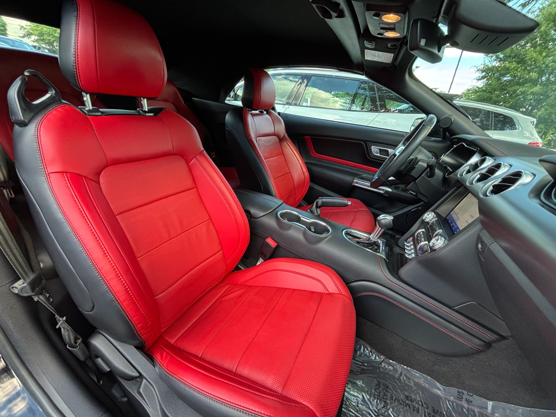 Used 2020 Ford Mustang GT Premium w/ Equipment Group 401A RWD image 27