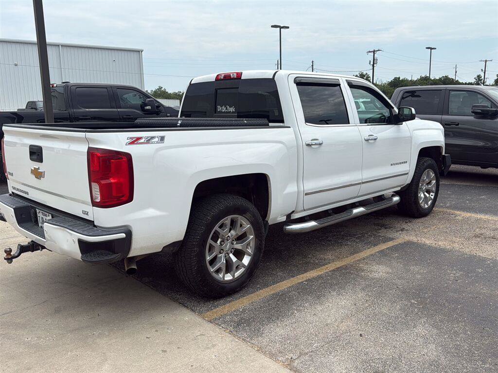 Used 2017 Chevrolet Silverado 1500 LTZ Z71 w/ LTZ Plus Package AWD/4WD image 3