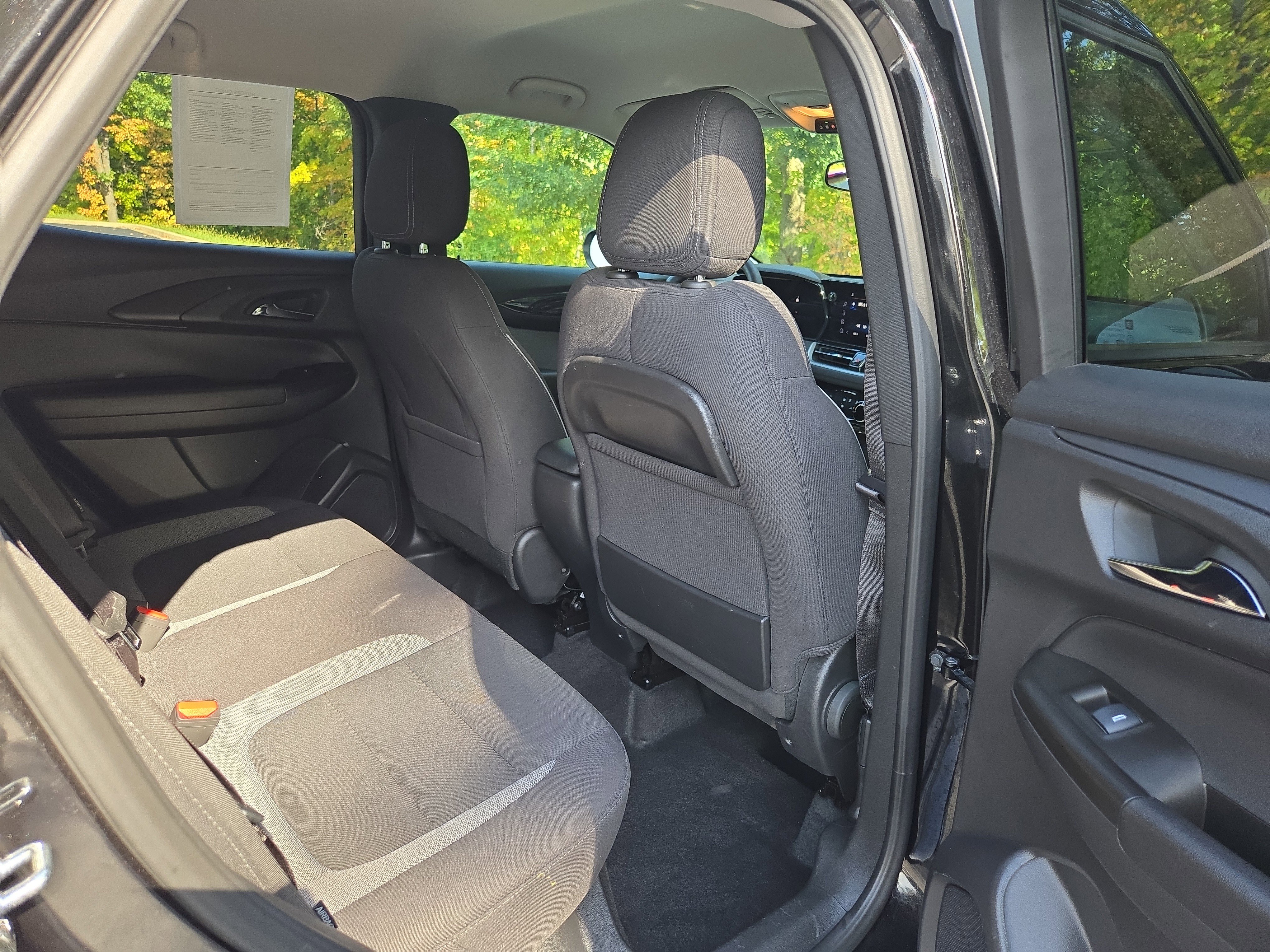 Used 2025 Chevrolet TrailBlazer LT image 27