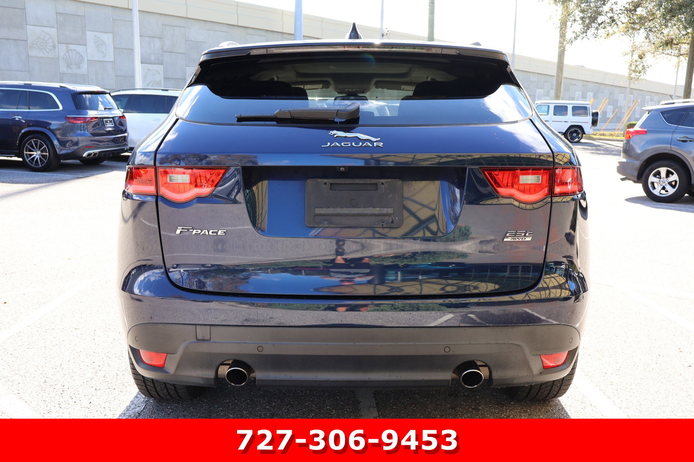 Used 2018 Jaguar F-PACE R-Sport image 7