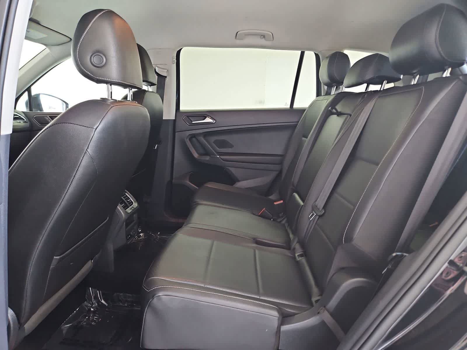 Used 2018 Volkswagen Tiguan SE image 19