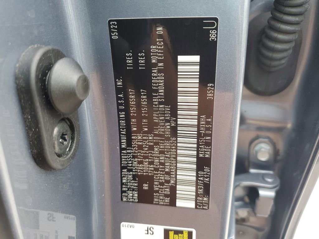 Used 2023 Toyota Corolla Cross L AWD/4WD image 23