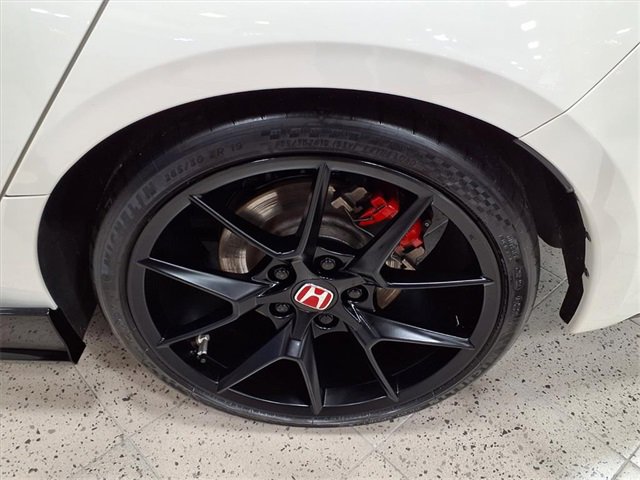 Used 2024 Honda Civic Type R image 10