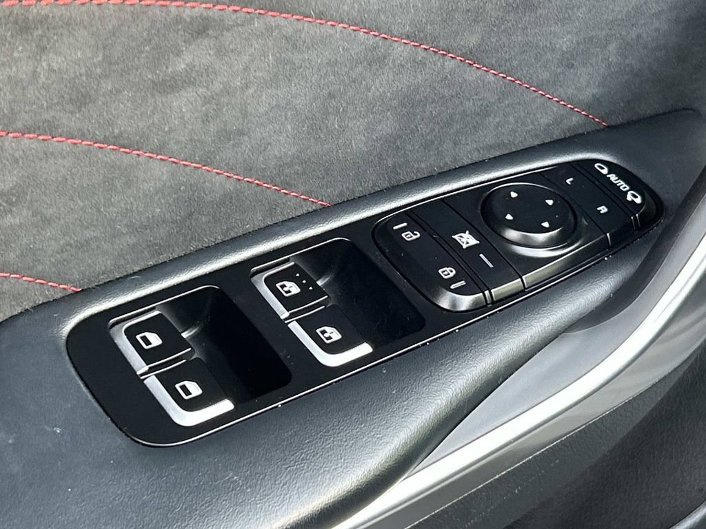 Used 2023 Kia Stinger GT2 AWD/4WD image 25
