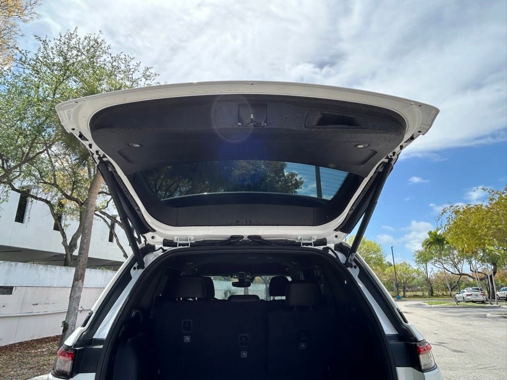 Used 2024 Jeep Grand Cherokee Altitude image 41