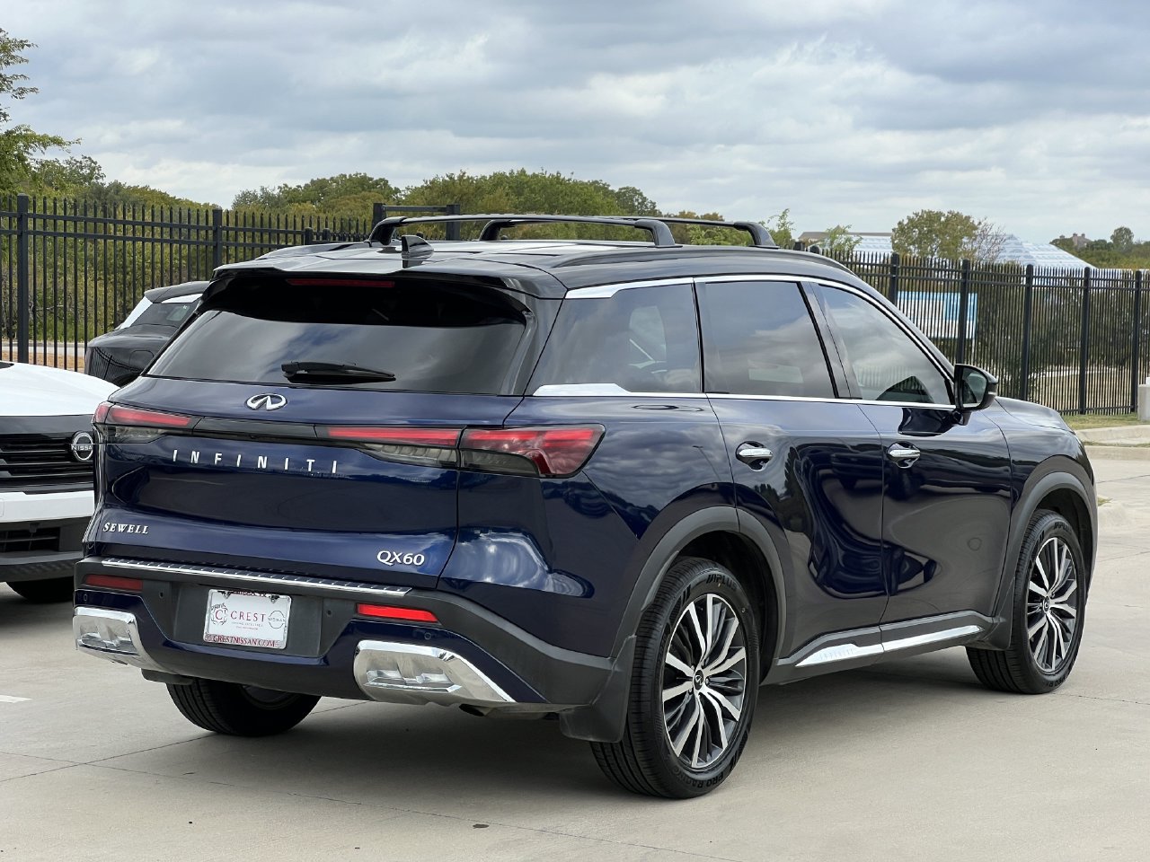 Used 2022 INFINITI QX60 Autograph w/ Cargo Package FWD image 4