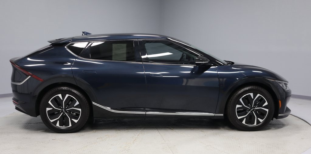 Used 2022 Kia EV6 Wind image 11