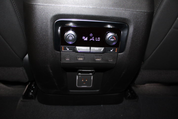 New 2026 GMC Yukon XL AT4 w/ AT4 Premium Plus Package AWD/4WD image 25