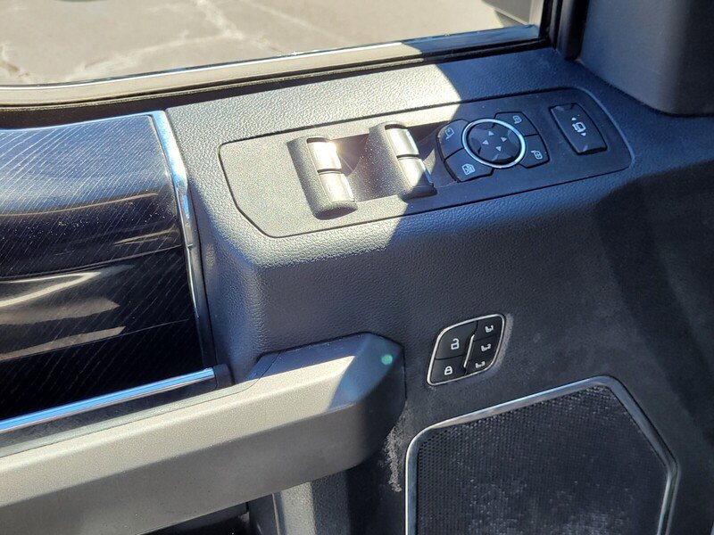 Used 2022 Ford F350 Platinum image 29