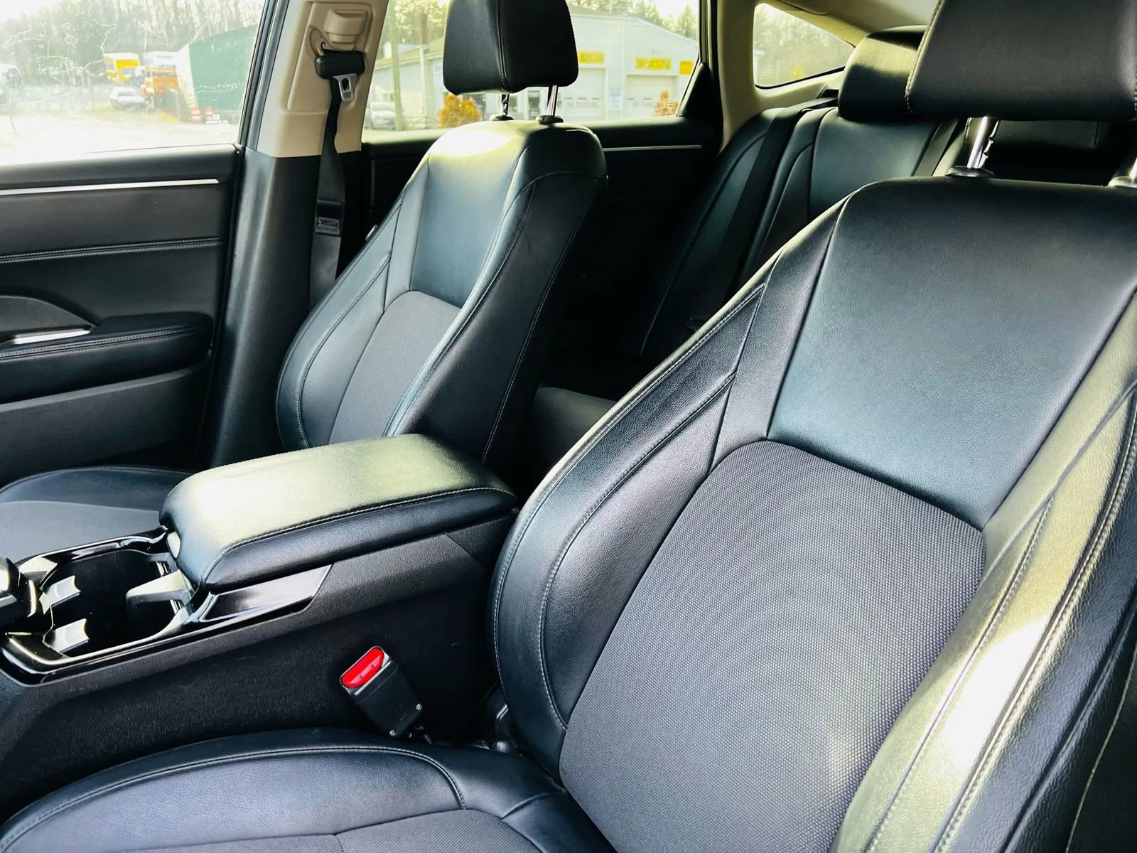 Used 2018 Honda Clarity Plug-In Hybrid image 32