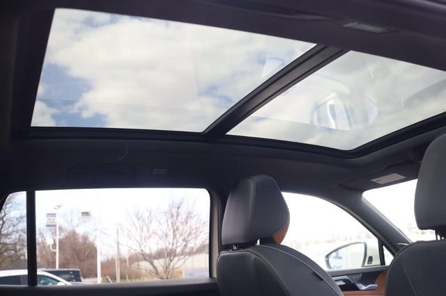 New 2026 Volkswagen Tiguan SEL R-Line image 21