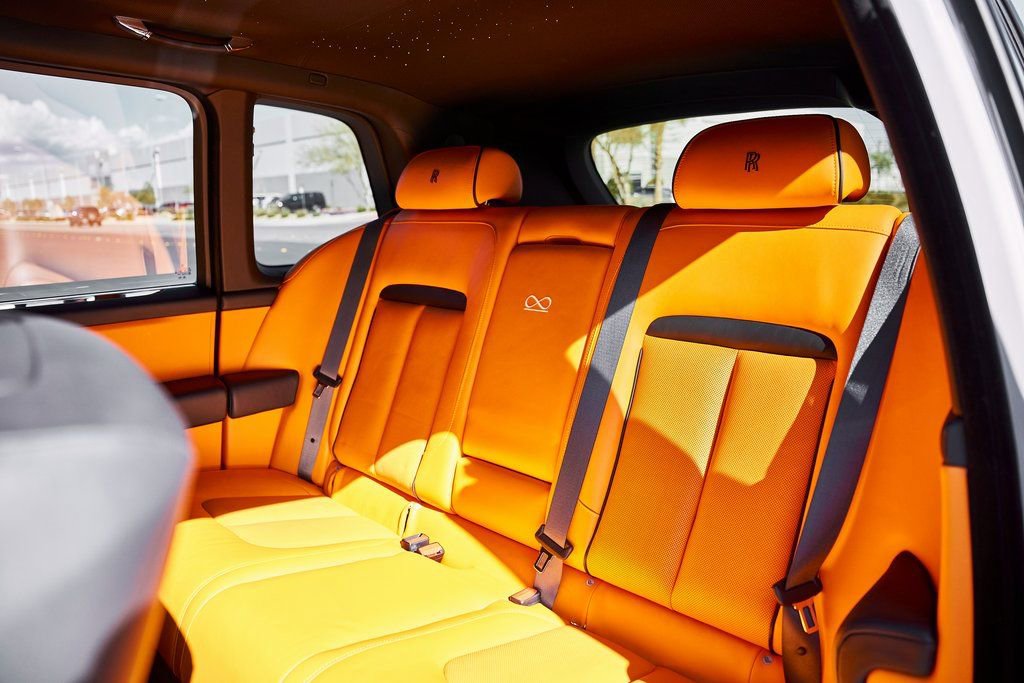 Used 2024 Rolls-Royce Cullinan Black Badge image 50