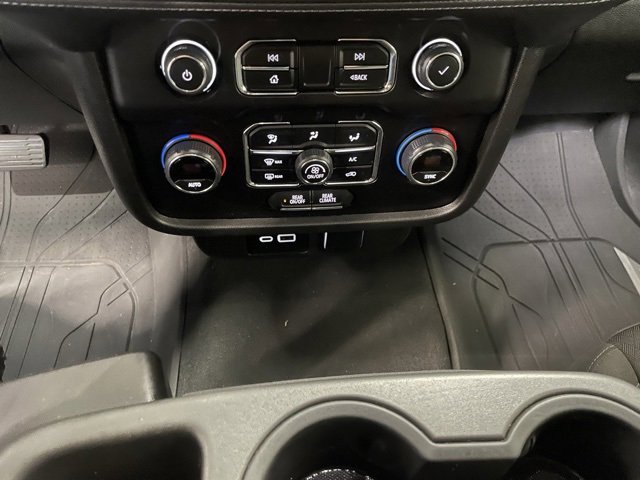 Used 2023 Chevrolet Tahoe LS image 9