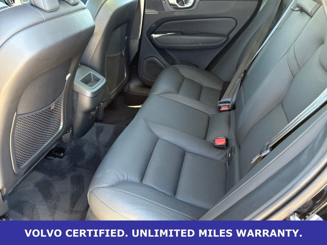 Certified 2025 Volvo XC60 B5 Plus image 33