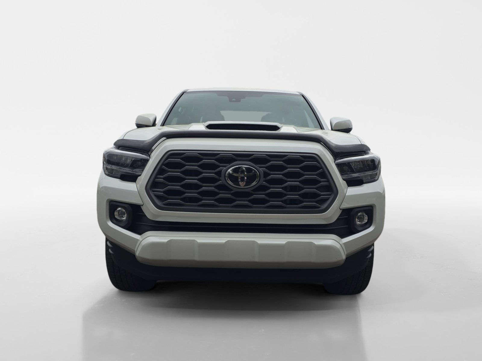 Used 2021 Toyota Tacoma TRD Sport w/ Technology Package image 8