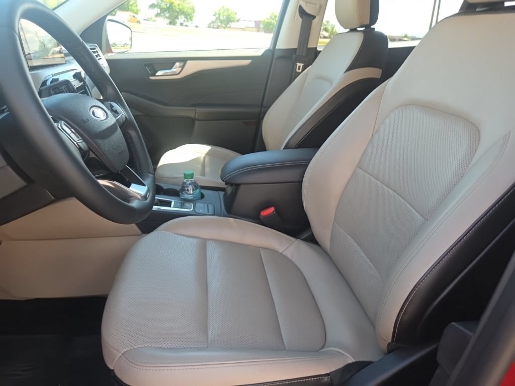 Used 2022 Ford Escape SEL FWD image 26