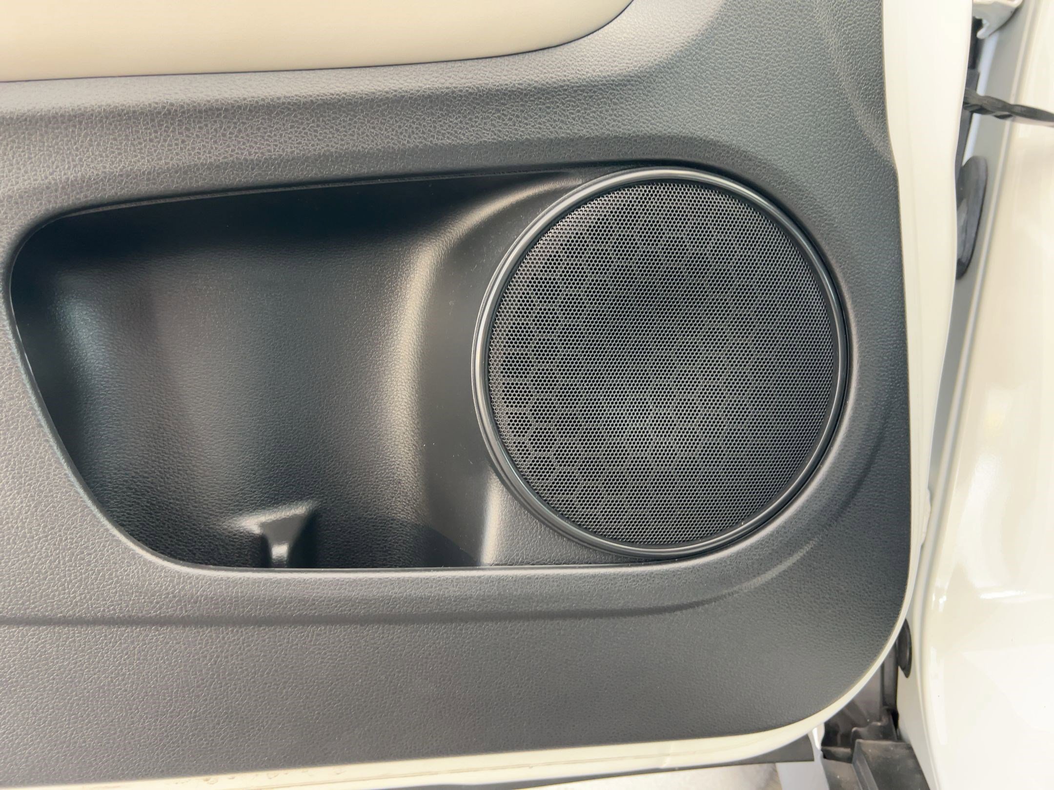 Used 2022 Honda HR-V LX image 22