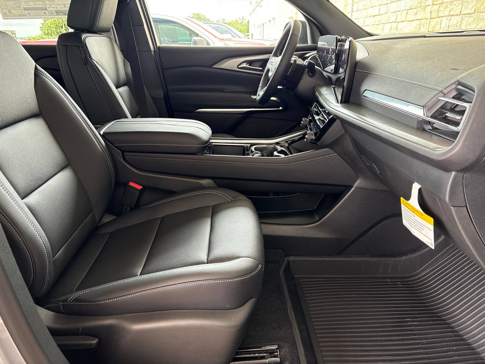 New 2026 Chevrolet Traverse LT w/ Driver Confidence Package FWD image 22