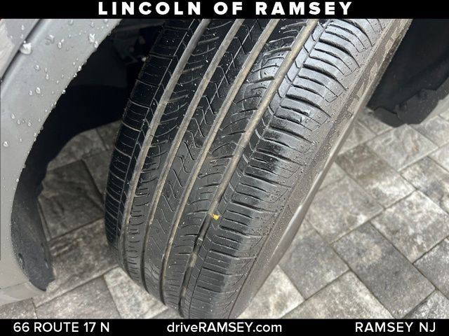 Used 2022 Lincoln Corsair AWD w/ Equipment Group 101A image 23