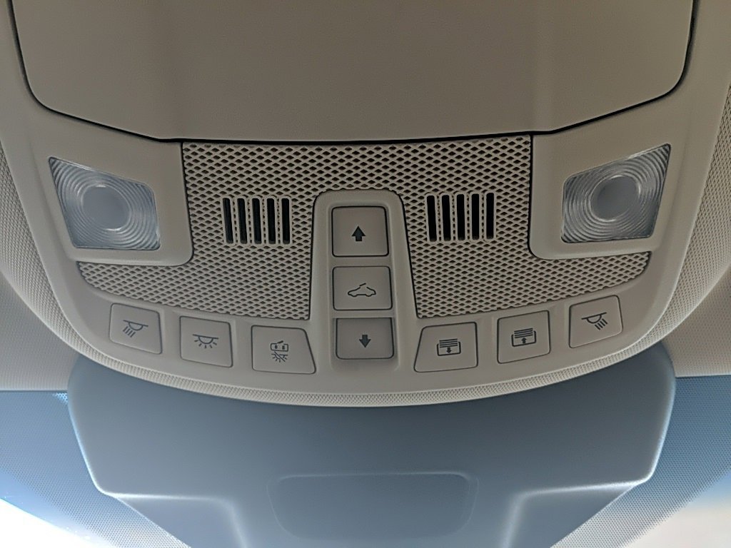 Used 2019 Lincoln Nautilus Select image 26