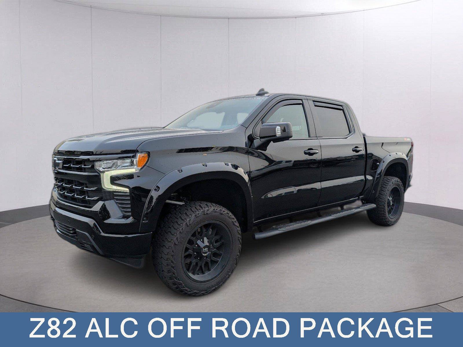 Used 2026 Chevrolet Silverado 1500 RST AWD/4WD image 1
