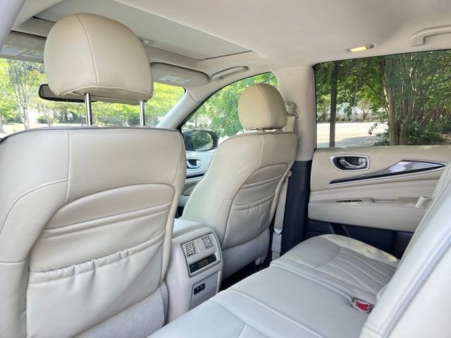 Used 2019 INFINITI QX60 Luxe w/ Essential Package AWD/4WD image 13