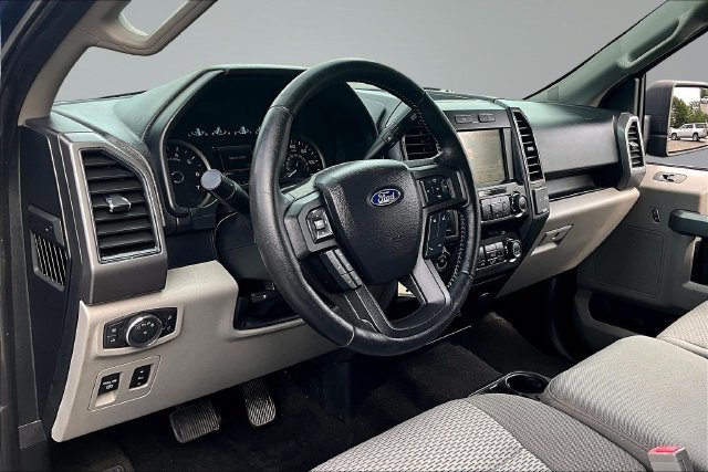 Used 2019 Ford F150 XLT w/ Equipment Group 302A Luxury AWD/4WD image 16