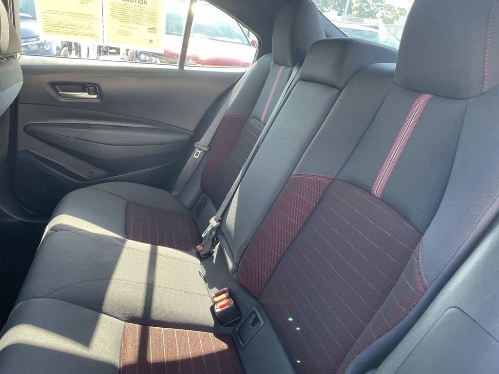 Used 2024 Toyota Corolla SE w/ SE Premium Package FWD image 14
