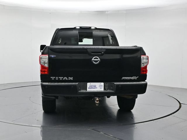Used 2017 Nissan Titan PRO-4X w/ Pro-4x Convenience Package AWD/4WD image 8