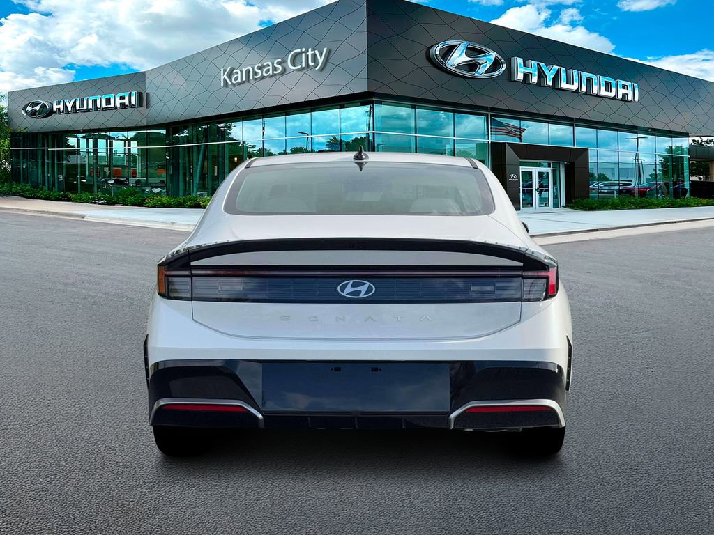 New 2026 Hyundai Sonata SEL FWD image 6
