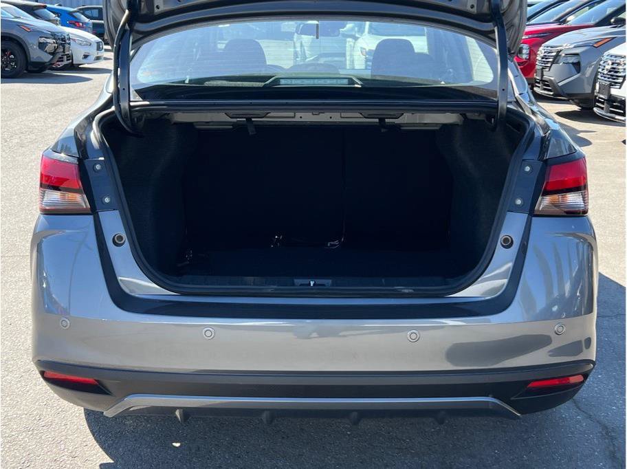 Certified 2025 Nissan Versa S w/ S Plus Package FWD image 5