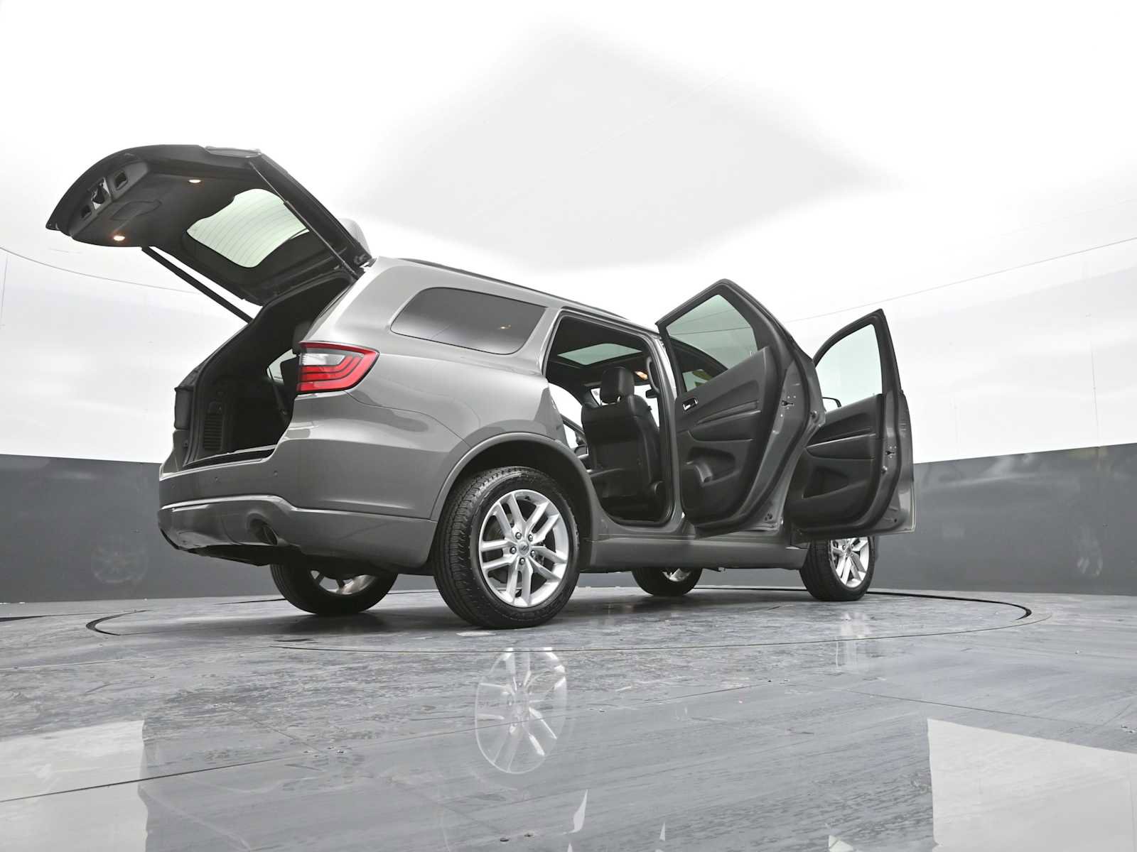 Used 2023 Dodge Durango GT image 45