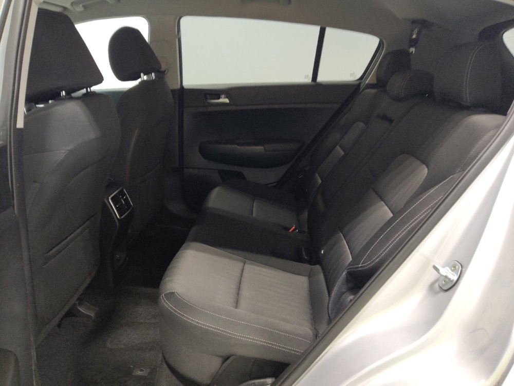 Used 2019 Kia Sportage LX image 18