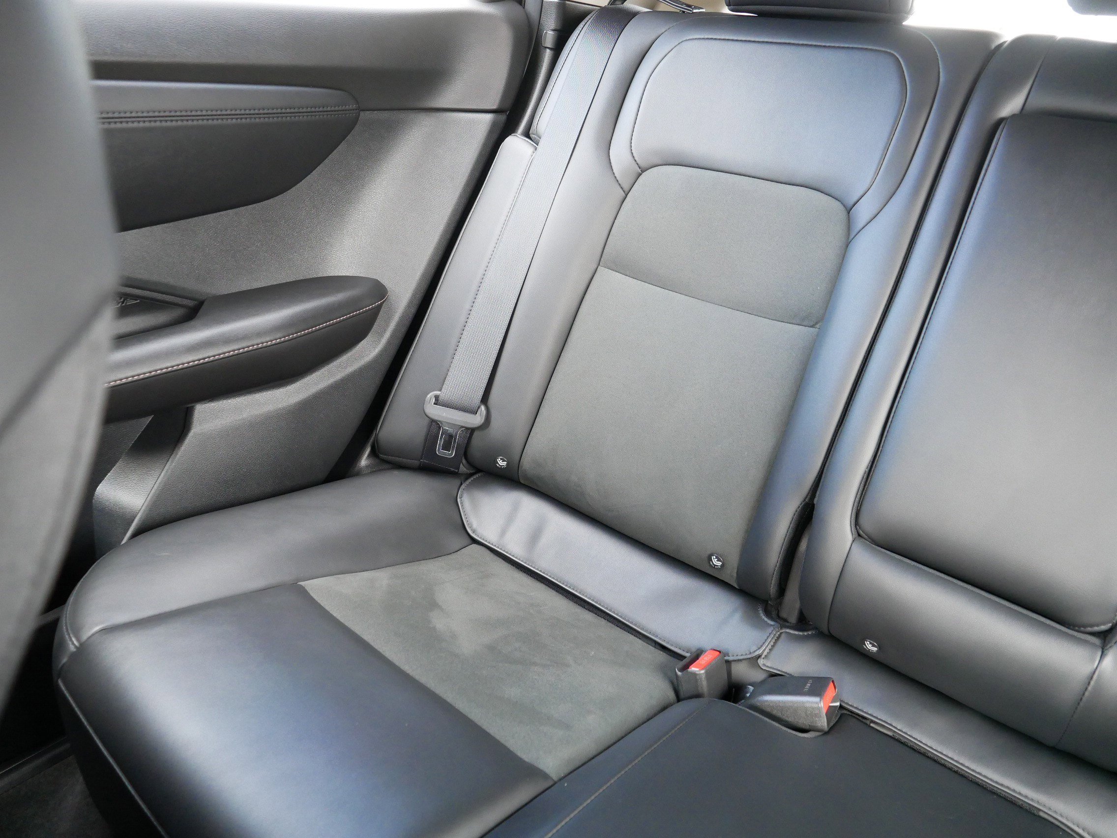 Certified 2023 Nissan Ariya AWD image 12