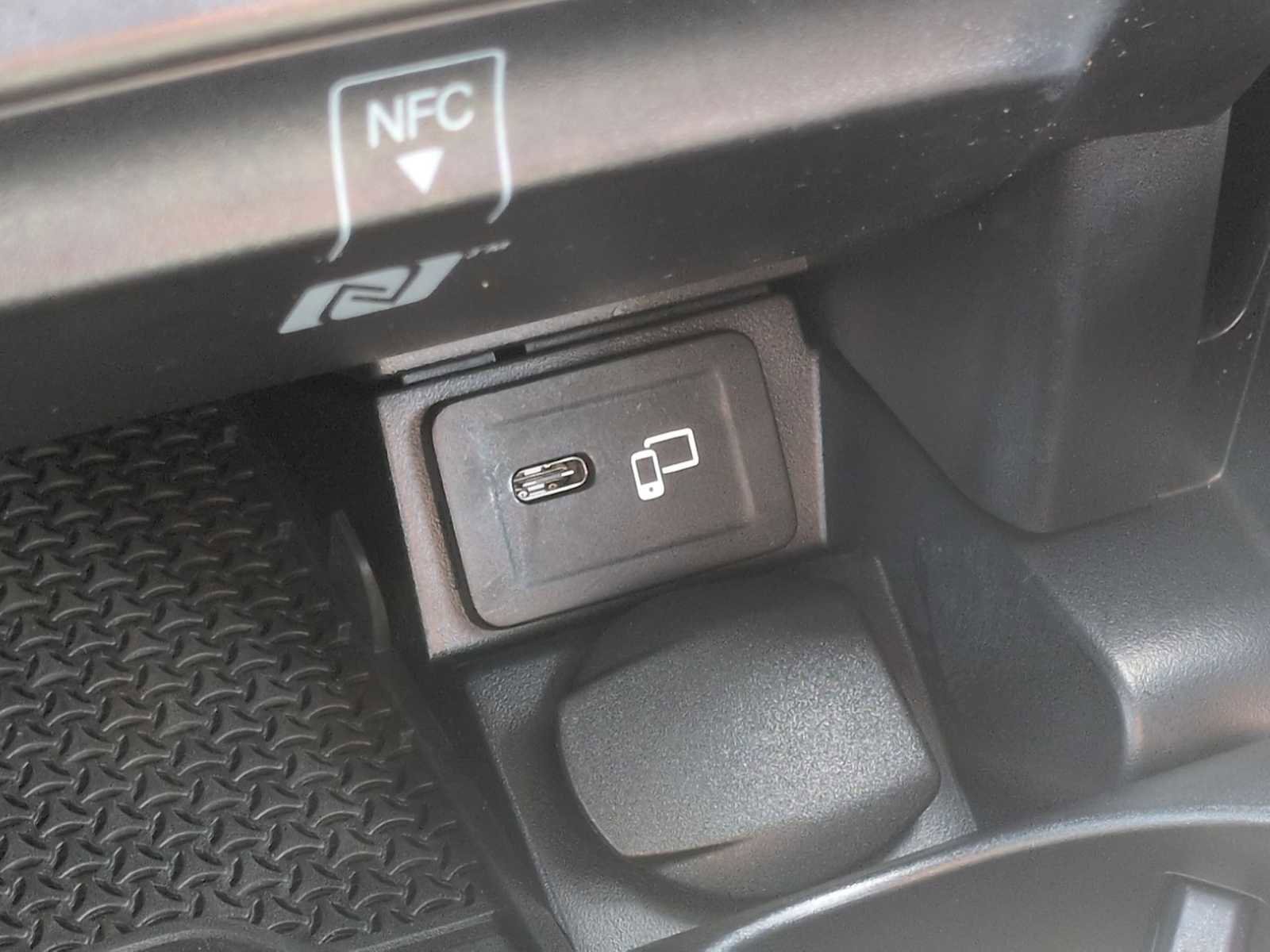 Used 2023 Mercedes-Benz E 53 AMG 4MATIC Coupe image 31