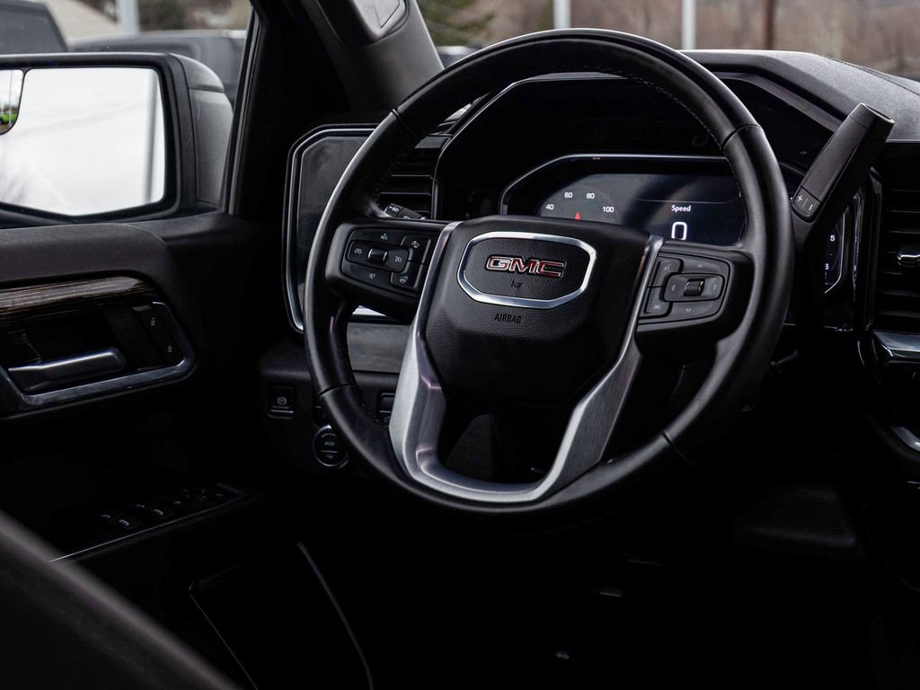 Used 2024 GMC Sierra 1500 Elevation w/ LPO, Elevation Black Package AWD/4WD image 23