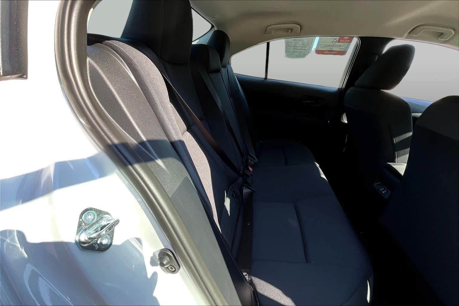 Used 2026 Toyota Corolla LE FWD image 20