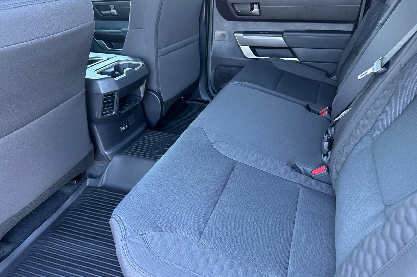 New 2026 Toyota Tundra SR5 image 13