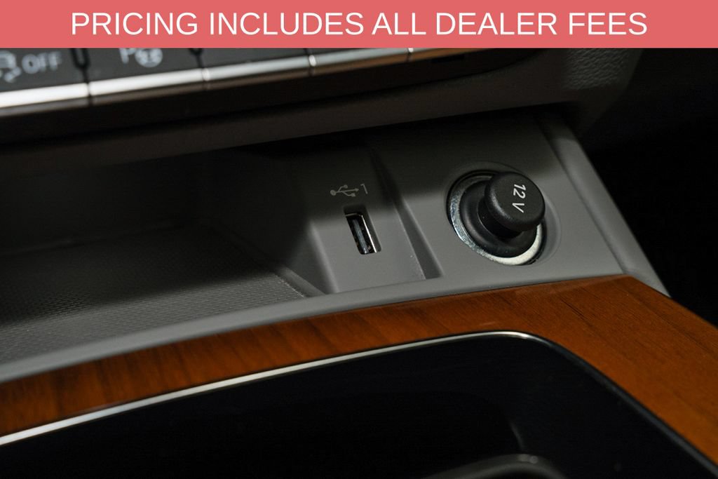 Used 2021 Audi Q5 Prestige w/ Prestige Package AWD/4WD image 18