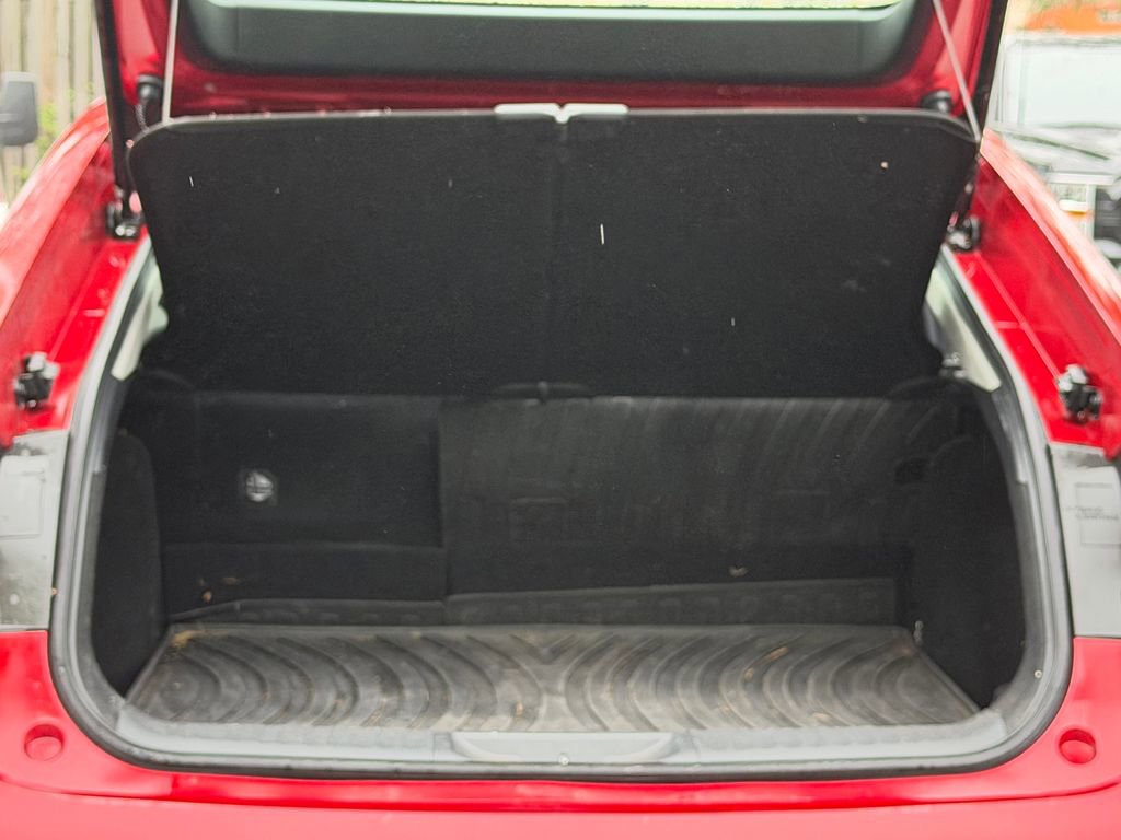 Used 2023 Toyota Prius XLE FWD image 13