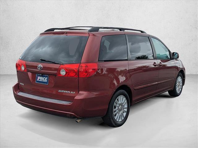 Used 2010 Toyota Sienna XLE FWD image 5