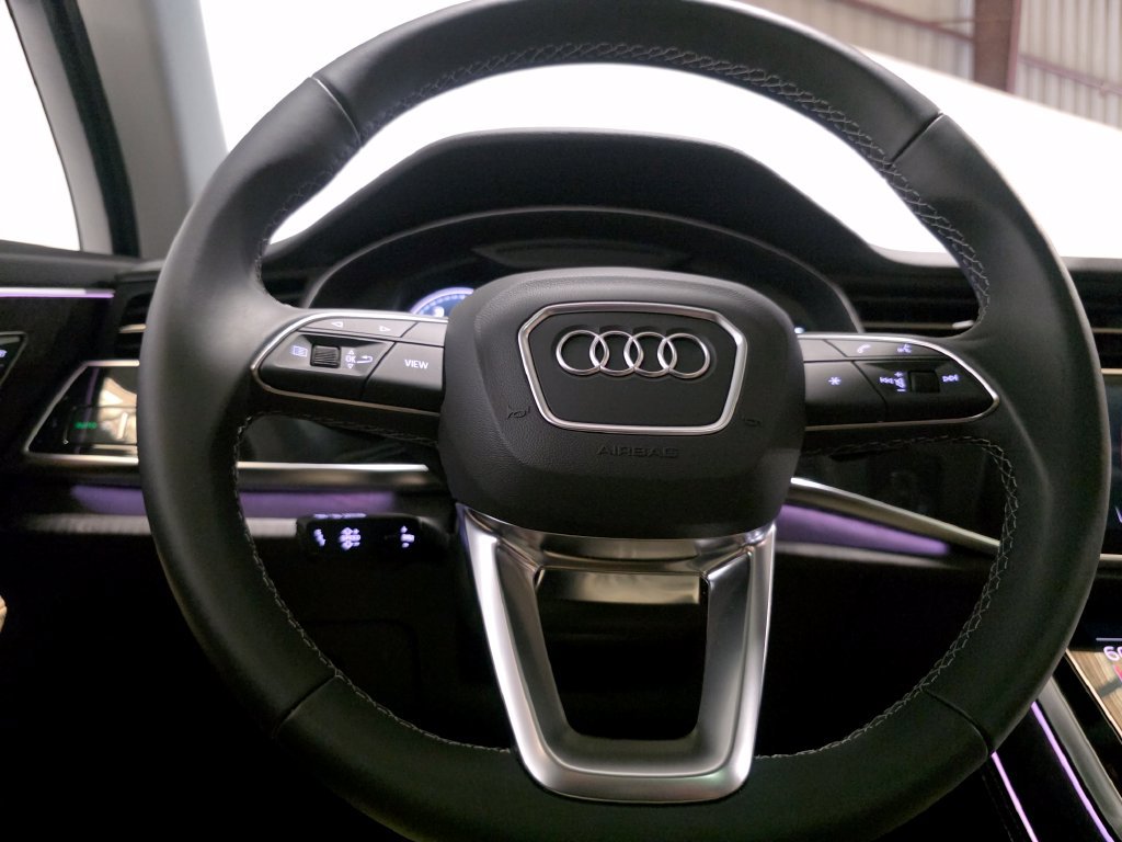 Certified 2025 Audi Q7 3.0T Premium Plus w/ Premium Plus Package AWD/4WD image 23