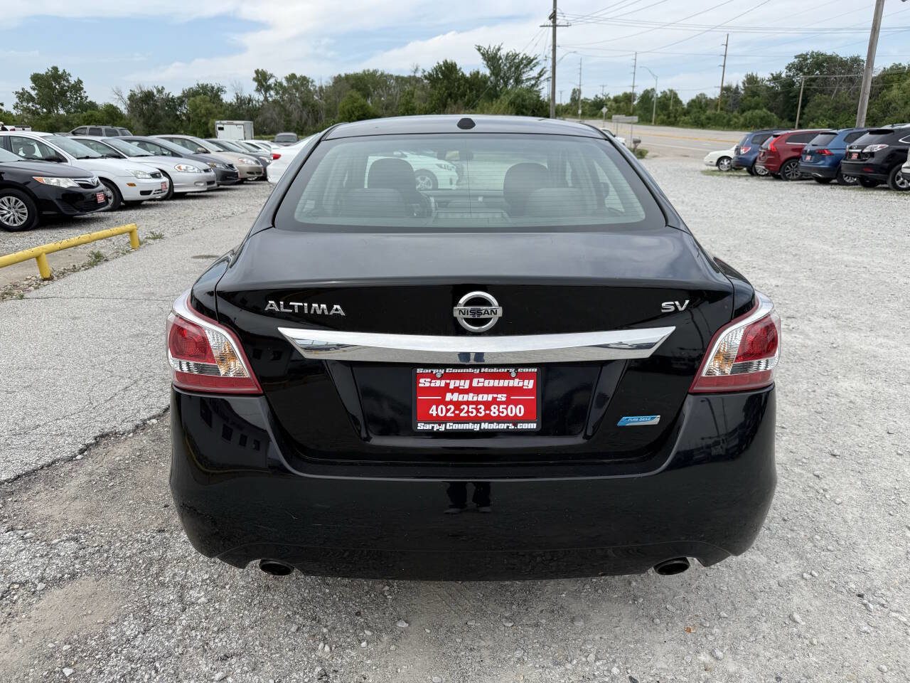 Used 2013 Nissan Altima 2.5 SV FWD image 4