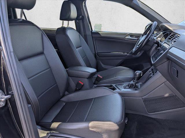 Used 2020 Volkswagen Tiguan SE R-Line FWD image 23