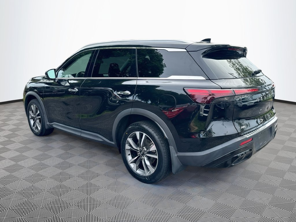 Certified 2024 INFINITI QX60 Luxe w/ Cargo Package AWD/4WD image 8